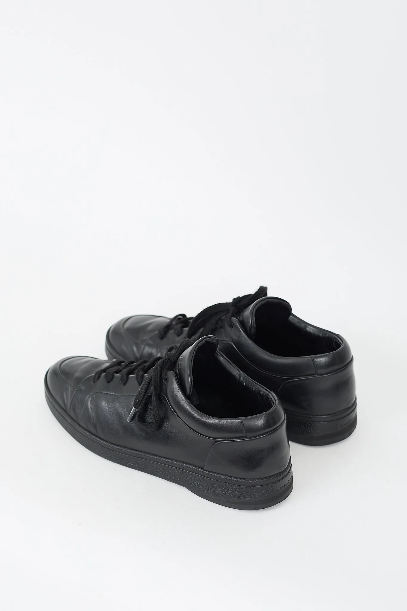 Black Leather Urban Low Top Sneaker