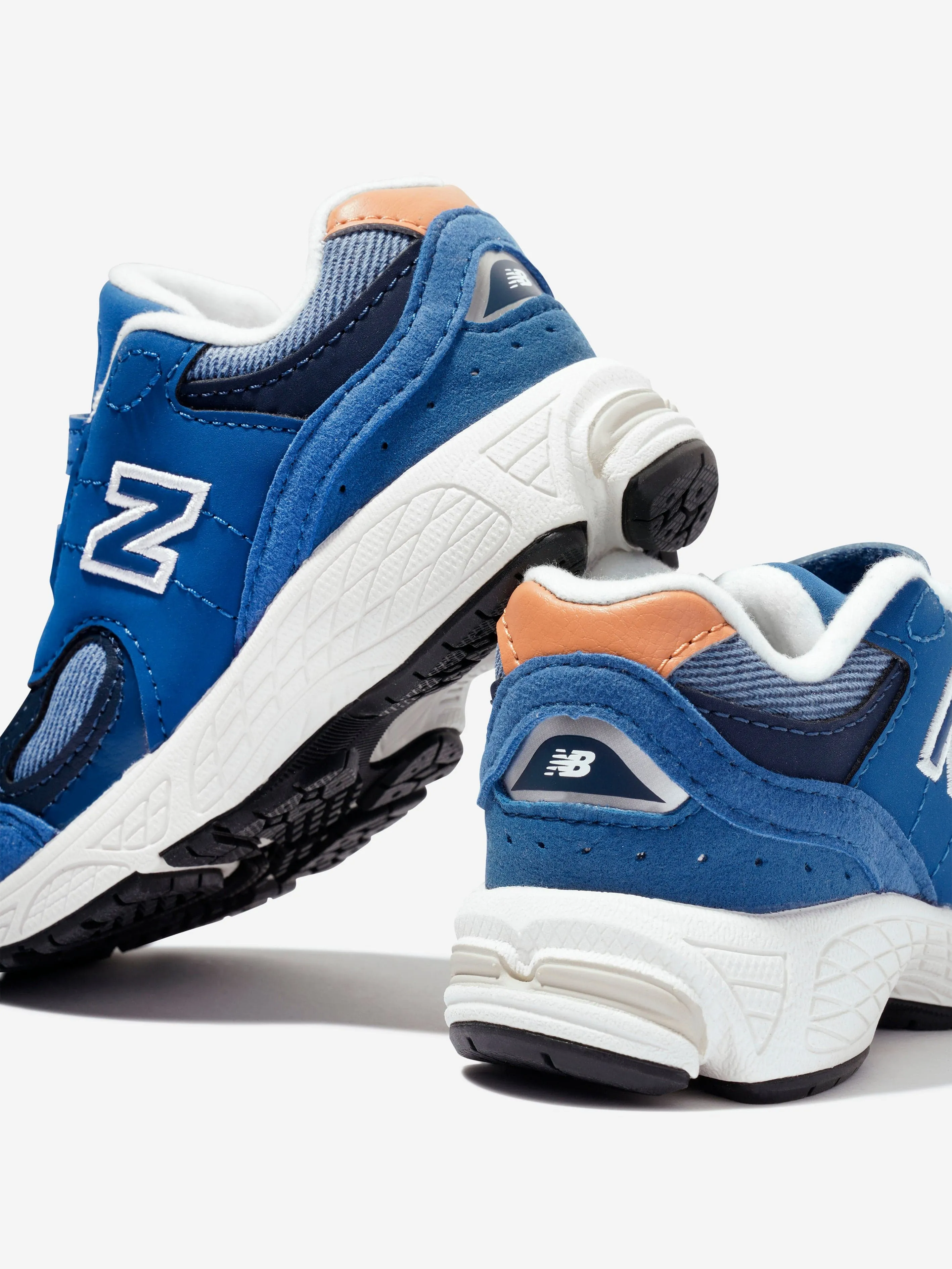 New Balance Kids 2002 Logo Trainers in Blue